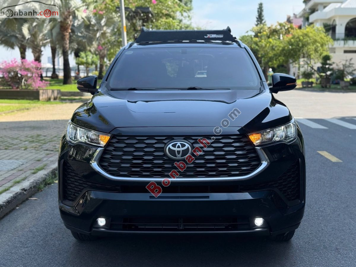 Toyota Innova Cross 2.0 CVT 2024 - 728 Triệu 2
