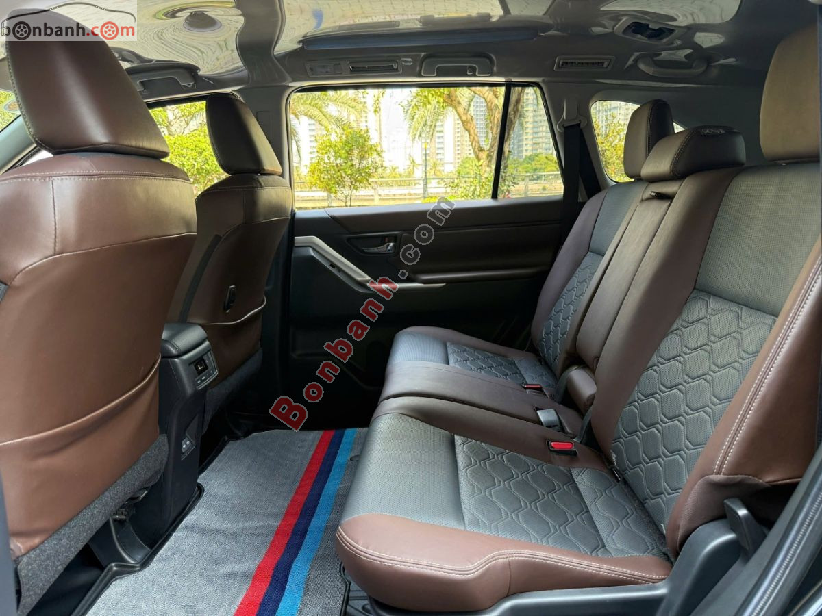 Toyota Innova Cross 2.0 CVT 2024 - 728 Triệu 9