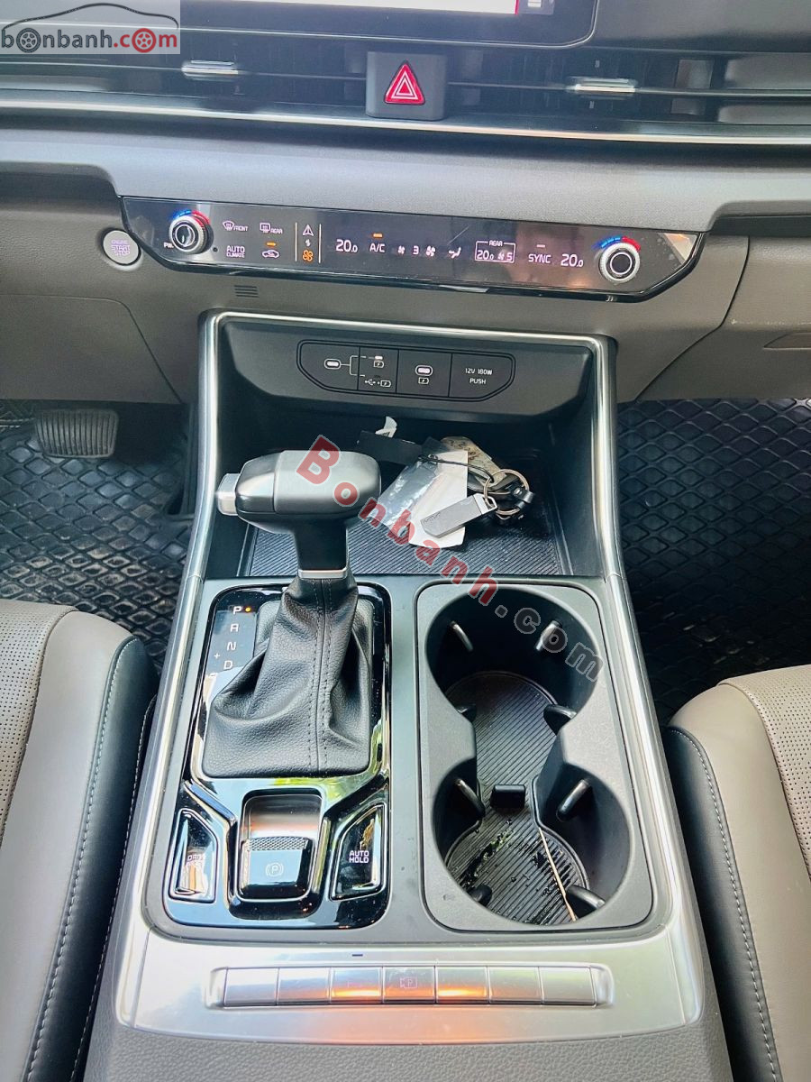 Kia Carnival Luxury 2.2D 2025 - 1 Tỷ 68 Triệu 9