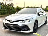 Bán xe Toyota Camry 2023 2.5Q giá 1 Tỷ 320 Triệu - Hà Nội