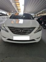 Bán xe Hyundai Sonata 2010 2.0 AT giá 270 Triệu - TP HCM