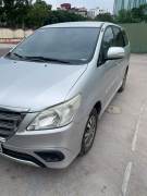 Bán xe Toyota Innova 2015 2.0E giá 290 Triệu - Hà Nội