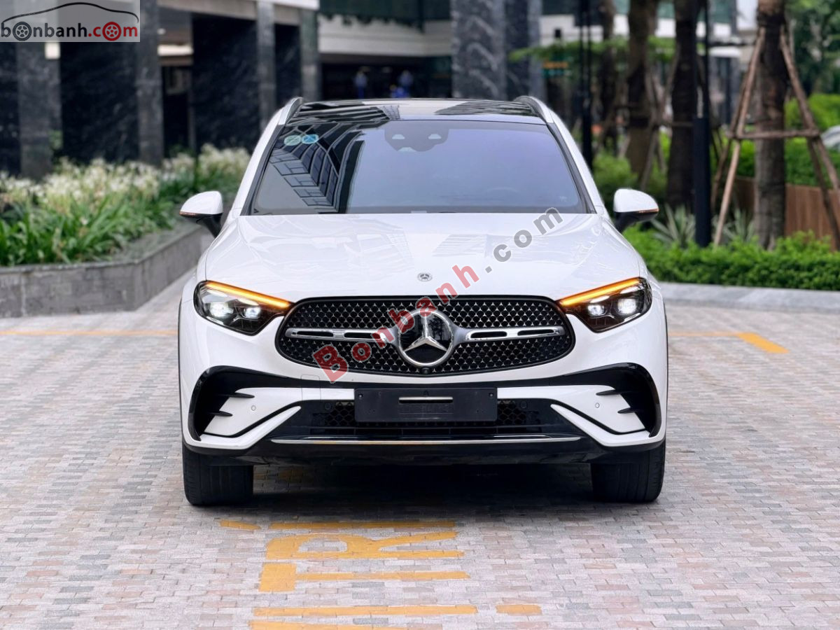 Mercedes Benz GLC 300 4Matic 2023 - 2 Tỷ 79 Triệu