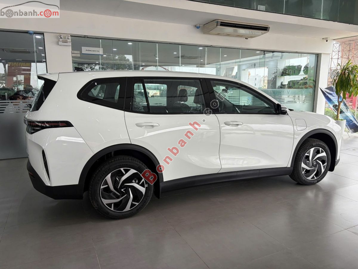 VinFast Limo Green AT 2026 - 629 Triệu 3