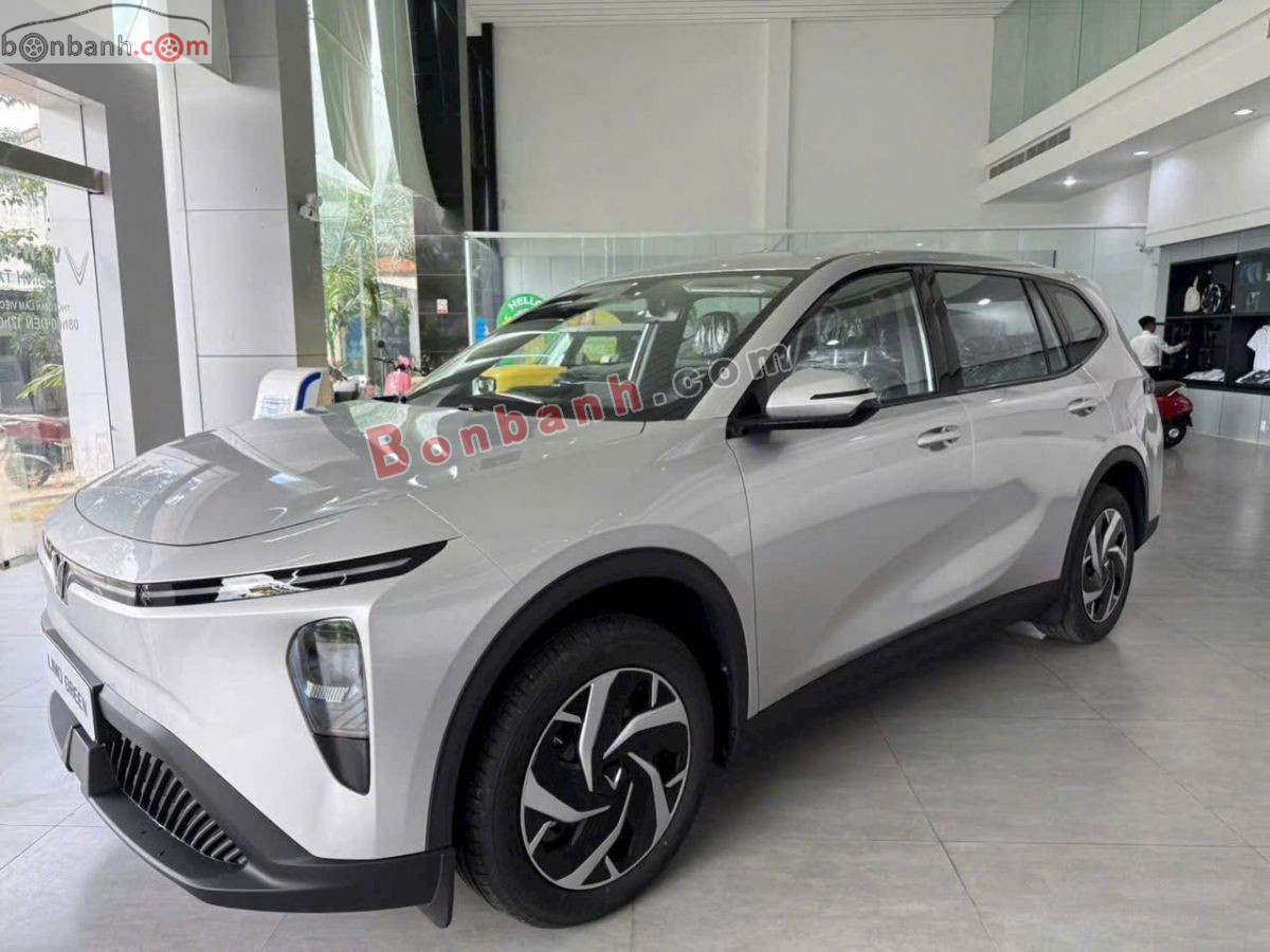 VinFast Limo Green AT 2026 - 629 Triệu 3