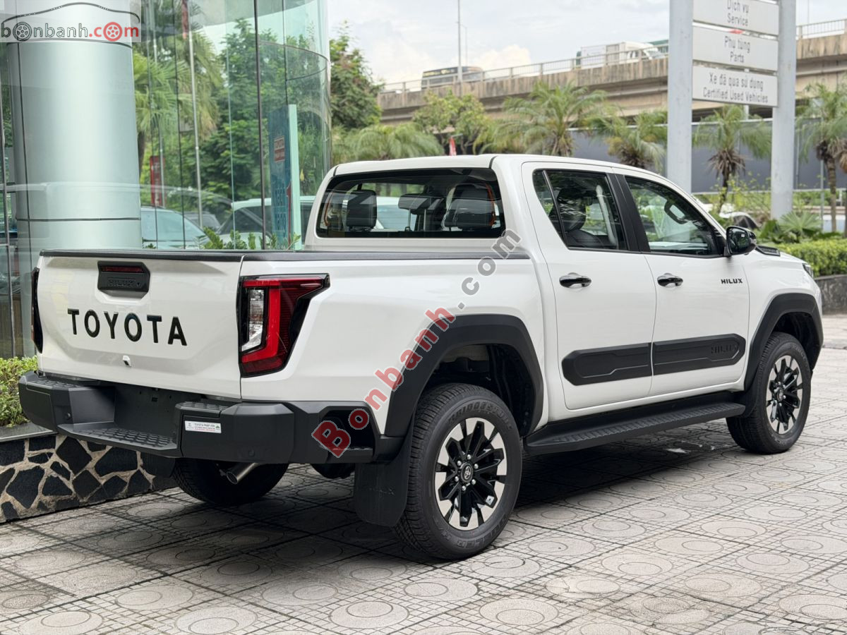 Toyota Hilux Trailhunter 2.8L 4x4 AT 2026 - 903 Triệu 4