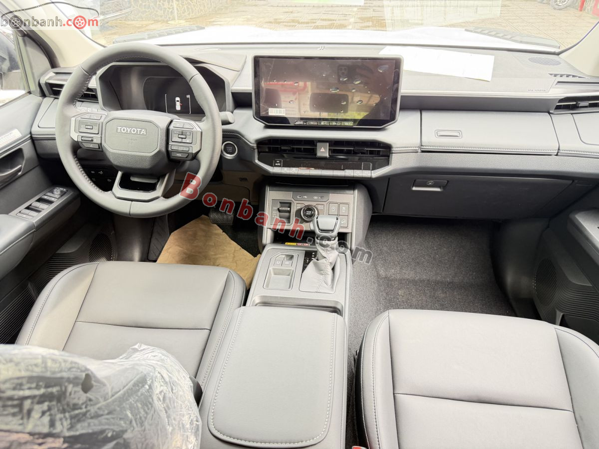 Toyota Hilux Trailhunter 2.8L 4x4 AT 2026 - 903 Triệu 7