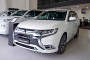 Bán xe Mitsubishi Outlander 2023 Premium 2.0 CVT giá 903 Triệu - Đà Nẵng