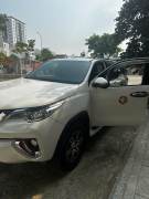 Bán xe Toyota Fortuner 2019 2.7V 4x2 AT giá 710 Triệu - TP HCM