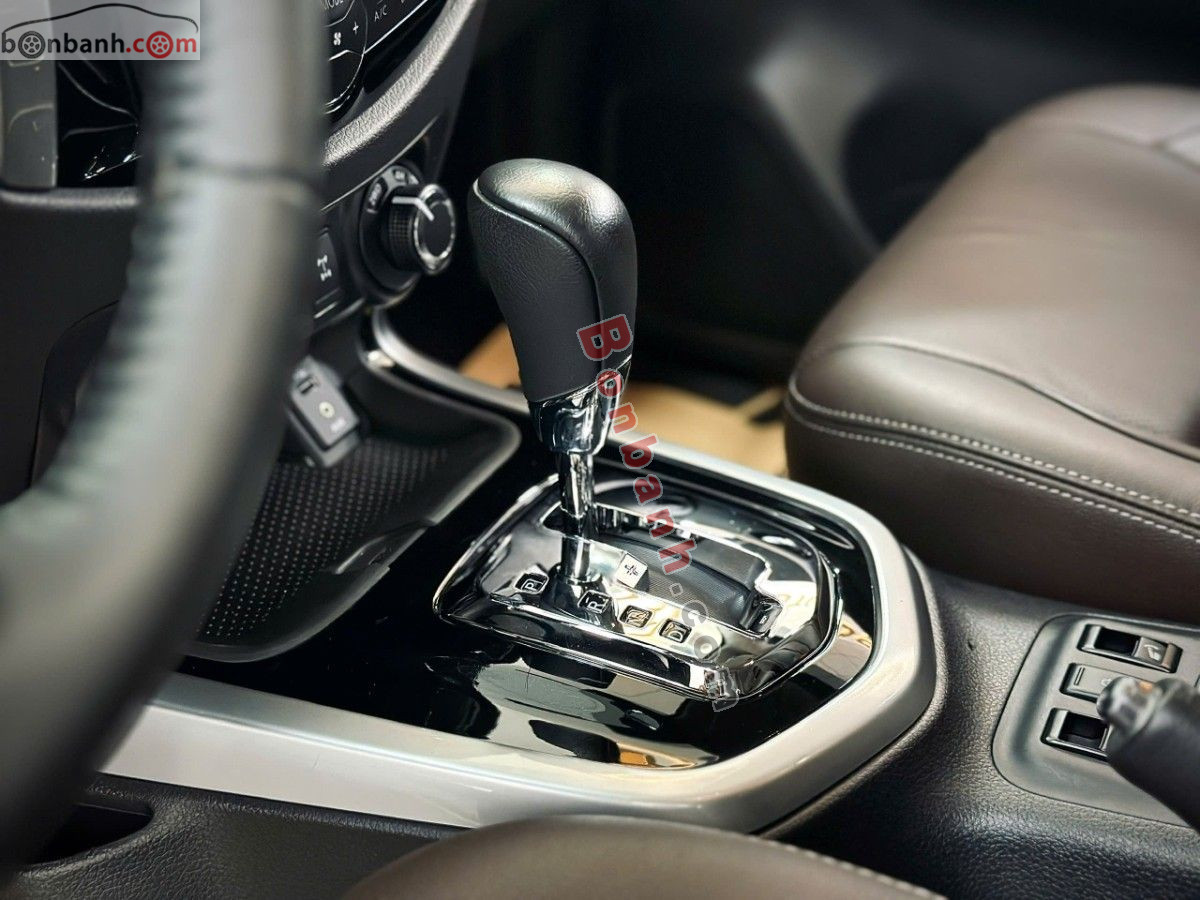 Nissan Terra V 2.5 AT 4WD 2019 - 689 Triệu 9