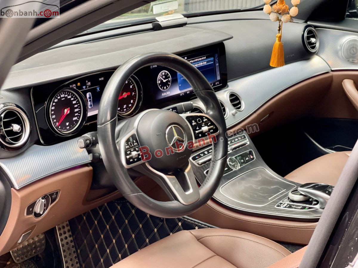 Mercedes Benz E class E200 Sport 2019 - 1 Tỷ 39 Triệu 8