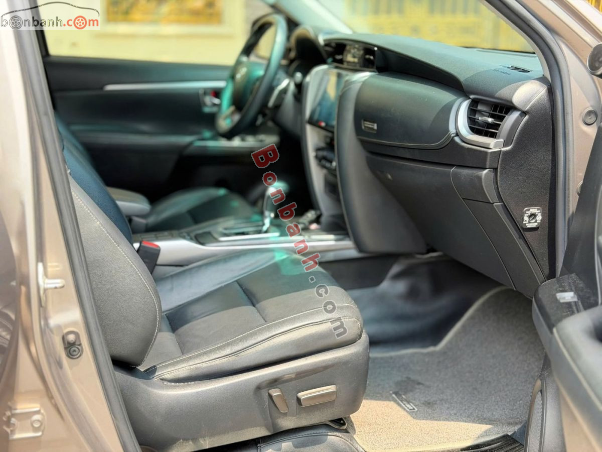 Toyota Fortuner 2.4G 4x2 AT 2020 - 825 Triệu 9