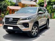 Bán xe Toyota Fortuner 2020 2.4G 4x2 AT giá 800 Triệu - TP HCM