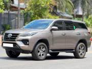 Bán xe Toyota Fortuner 2020 2.4G 4x2 AT giá 746 Triệu - TP HCM