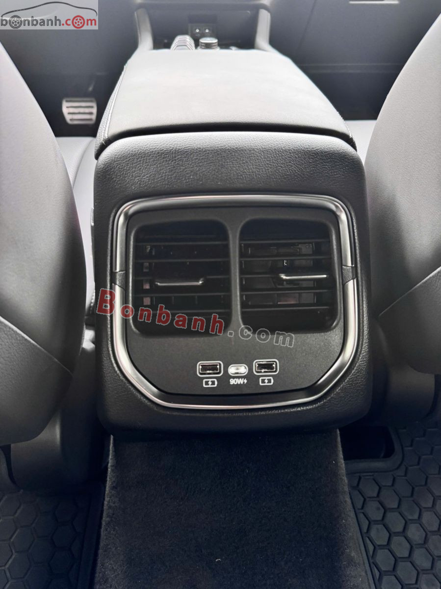 VinFast VF8 Plus AWD 2025 - 885 Triệu 10