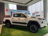 Bán xe Toyota Hilux 2026 Trailhunter 2.8L 4x4 AT giá 899 Triệu - Hà Nội