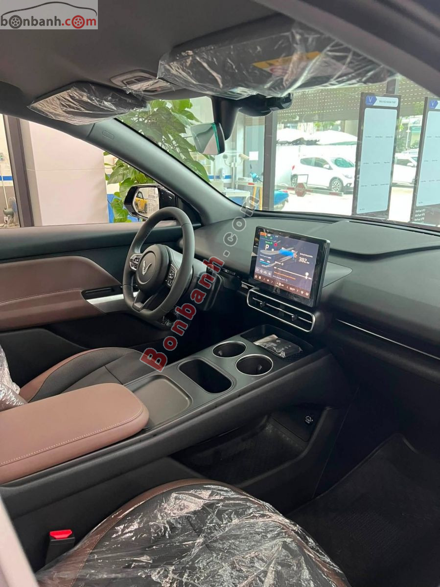 VinFast VF MPV 7 AT 2026 - 670 Triệu 3