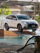 Bán xe Mitsubishi Outlander 2020 2.0 CVT giá 620 Triệu - Hà Nội