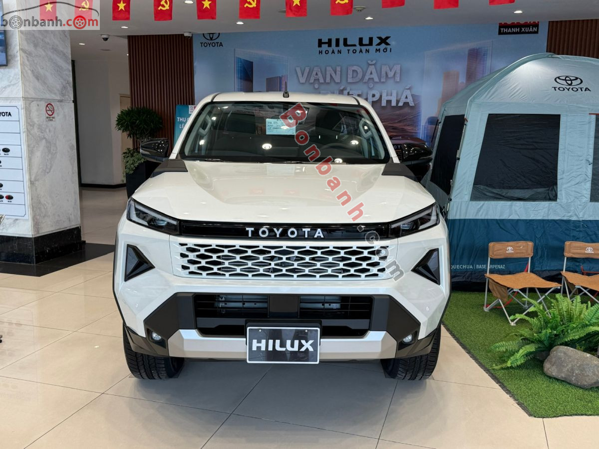 Toyota Hilux Pro 2.8L 4x2 AT 2026 - 675 Triệu