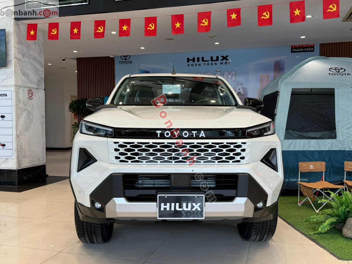 Toyota Hilux Pro 2.8L 4x2 AT 2026 - 675 Triệu 2