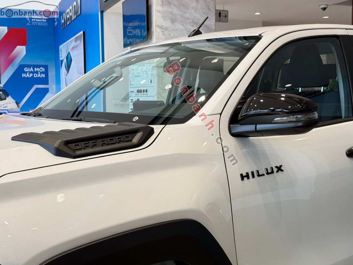 Toyota Hilux Pro 2.8L 4x2 AT 2026 - 675 Triệu 7