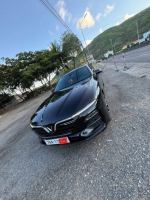 Bán xe VinFast Lux A 2.0 2021 Premium 2.0 AT giá 648 Triệu - Quảng Ngãi