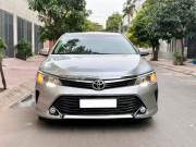 Bán xe Toyota Camry 2017 2.0E giá 655 Triệu - TP HCM