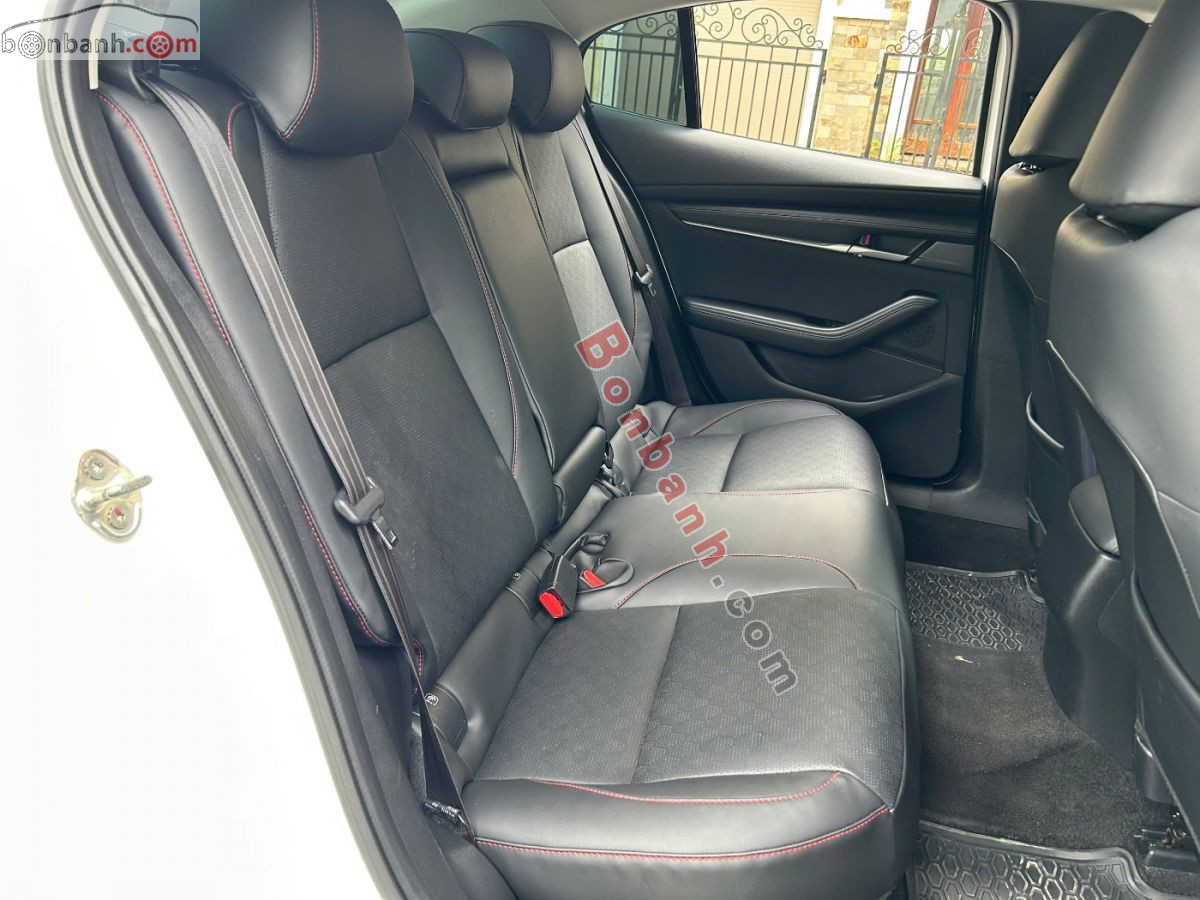 Mazda 3 1.5L Deluxe 2022 - 495 Triệu 9
