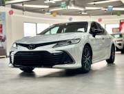 Bán xe Toyota Camry 2022 2.0Q giá 1 Tỷ - Hà Nội