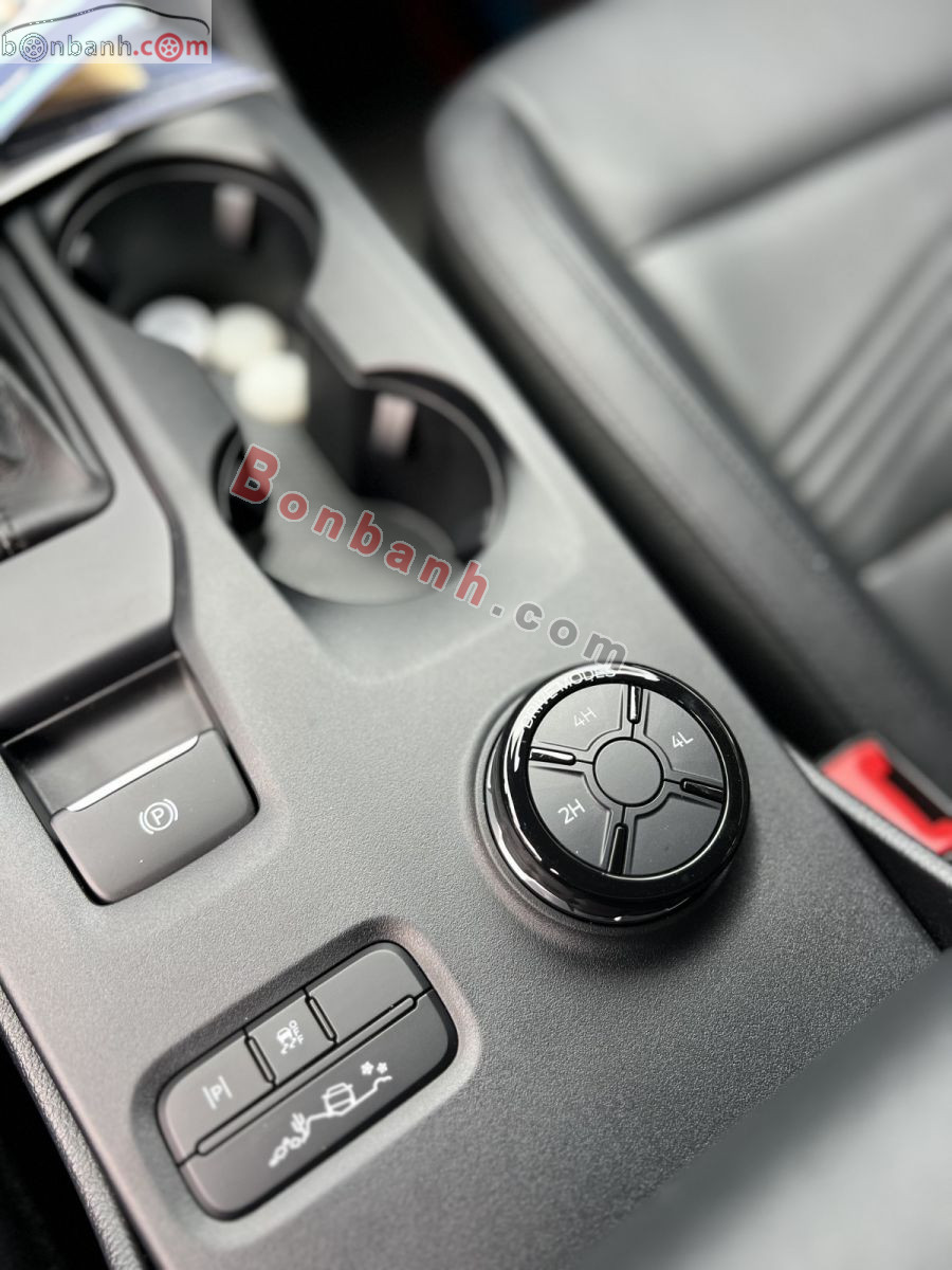Ford Everest Titanium Plus 2.0L 4x4 AT 2025 - 1 Tỷ 389 Triệu 6