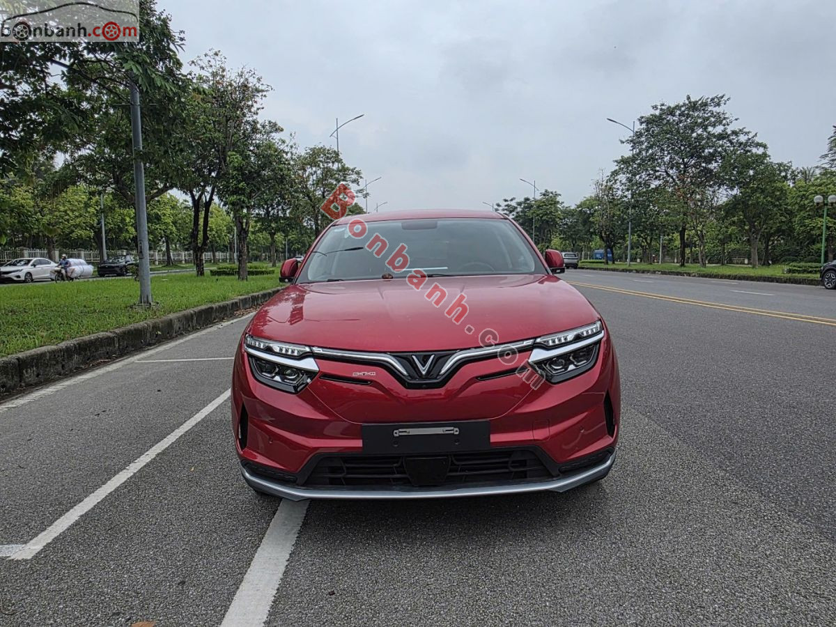 VinFast VF8 Eco AWD 2023 - 620 Triệu