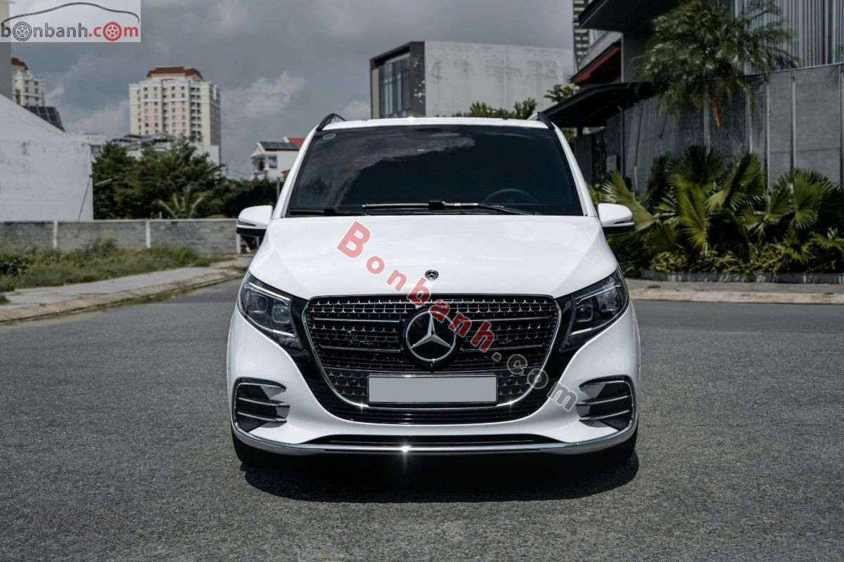 Mercedes Benz V class V300 AMG 2026 - 3 Tỷ 879 Triệu