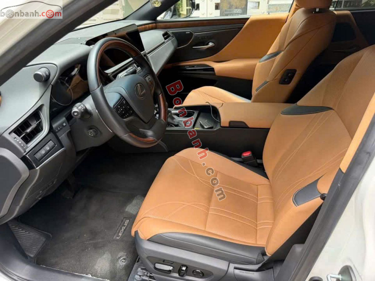 Lexus ES 300h 2025 - 2 Tỷ 790 Triệu 3