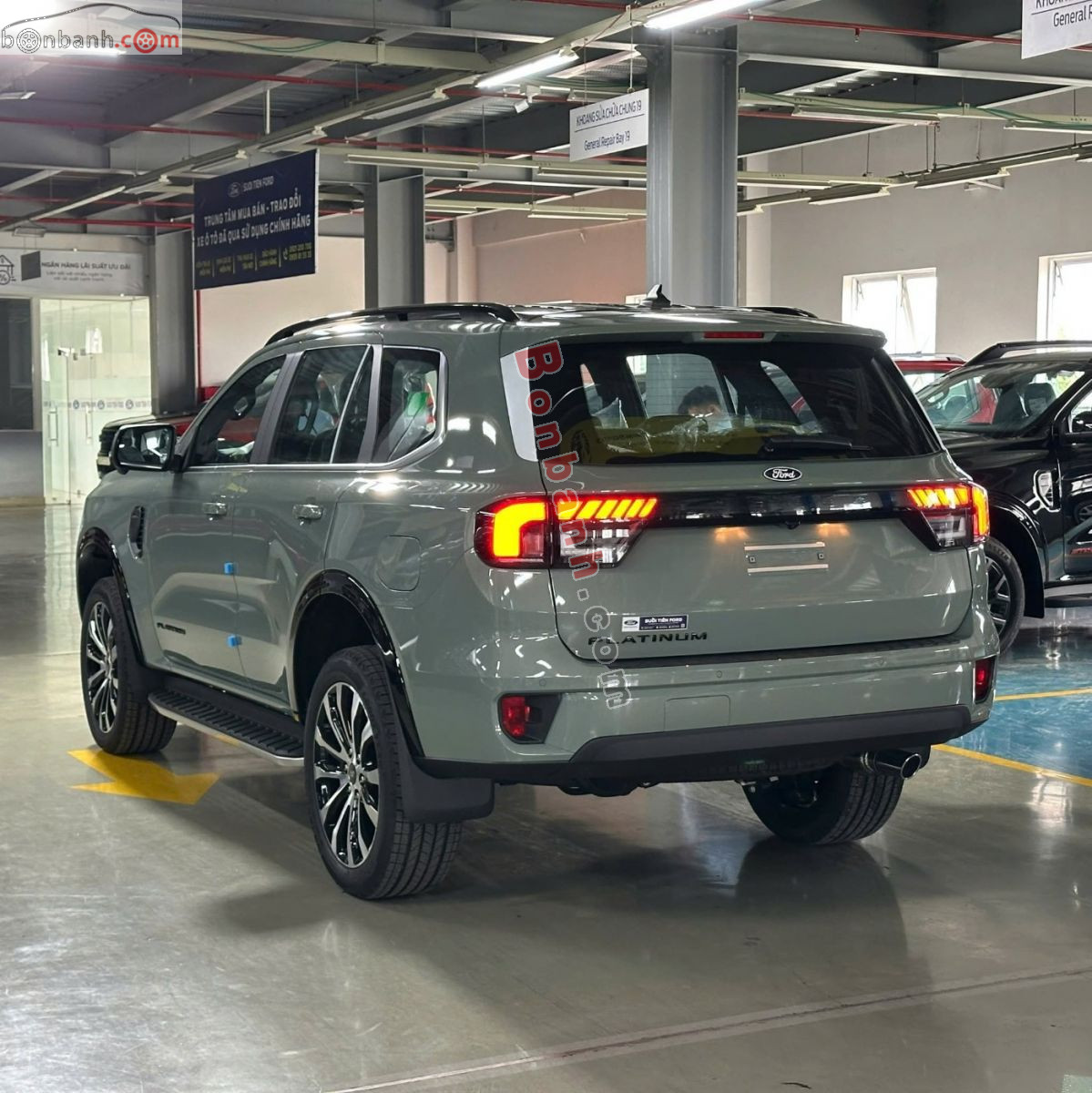 Ford Everest Platinum+ 2.3L 4x4 AT 2026 - 1 Tỷ 629 Triệu 4