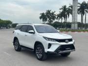 Bán xe Toyota Fortuner 2022 Legender 2.4L 4x2 AT giá 965 Triệu - Hà Nội