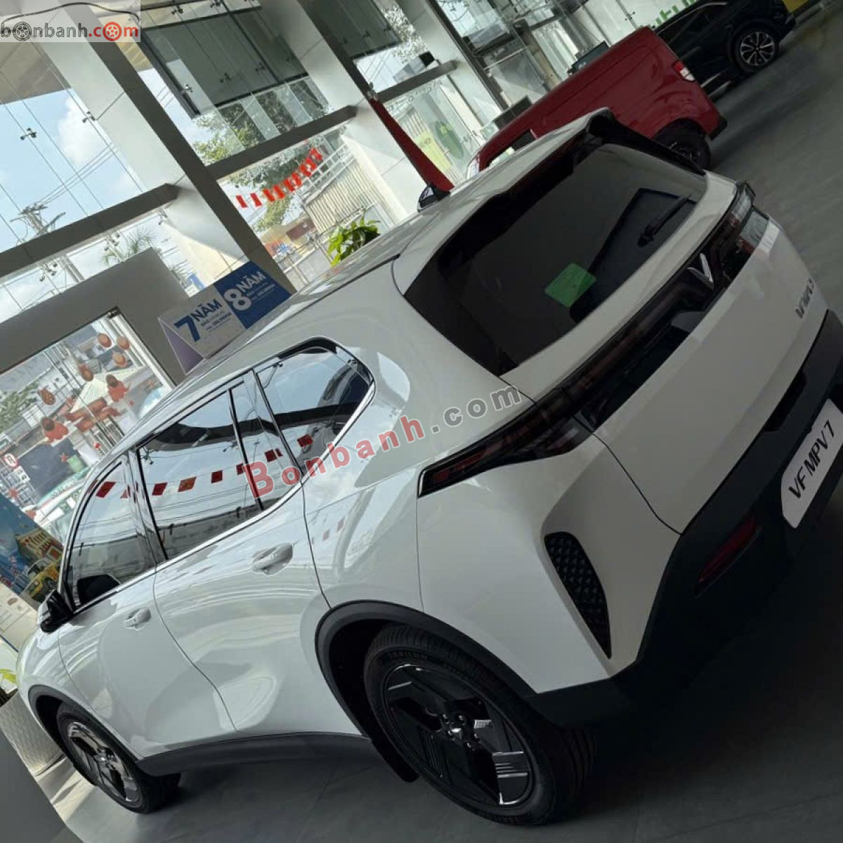 VinFast VF MPV 7 AT 2026 - 670 Triệu 3