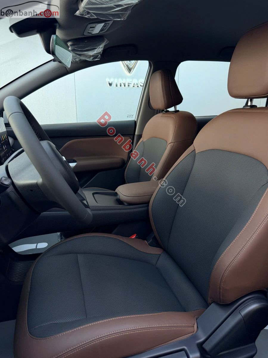 VinFast VF MPV 7 AT 2026 - 670 Triệu 7