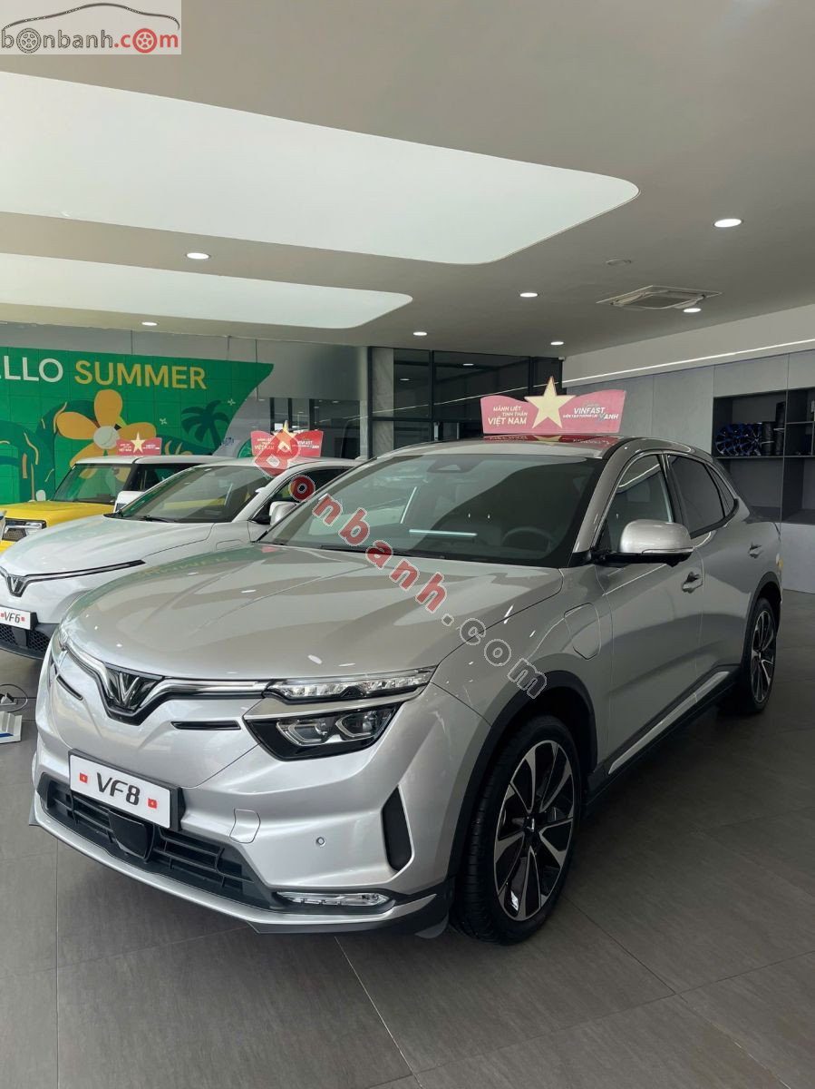 VinFast VF8 Plus AWD 2026 - 939 Triệu 2