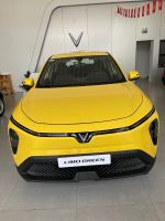 VinFast Limo Green 2025