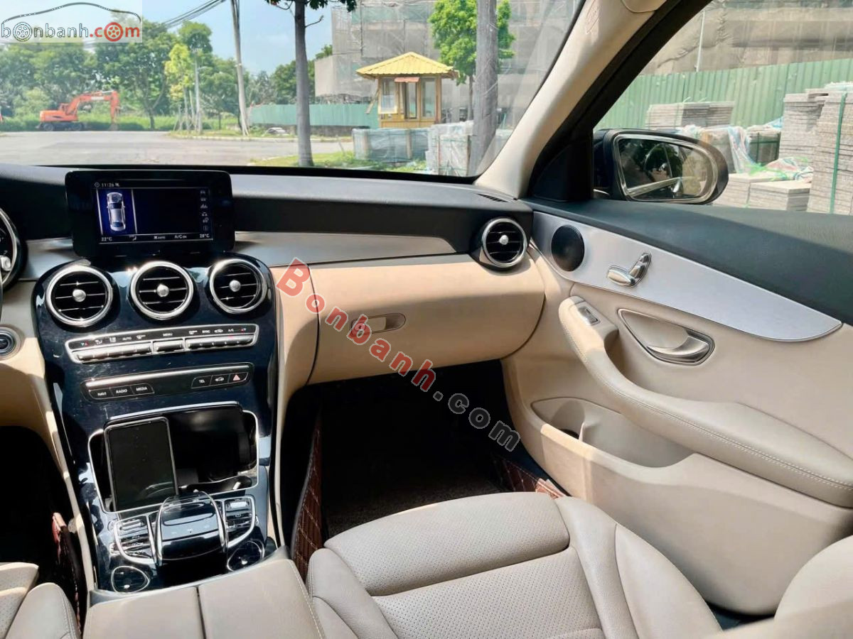 Mercedes Benz C class C180 2020 - 729 Triệu 6