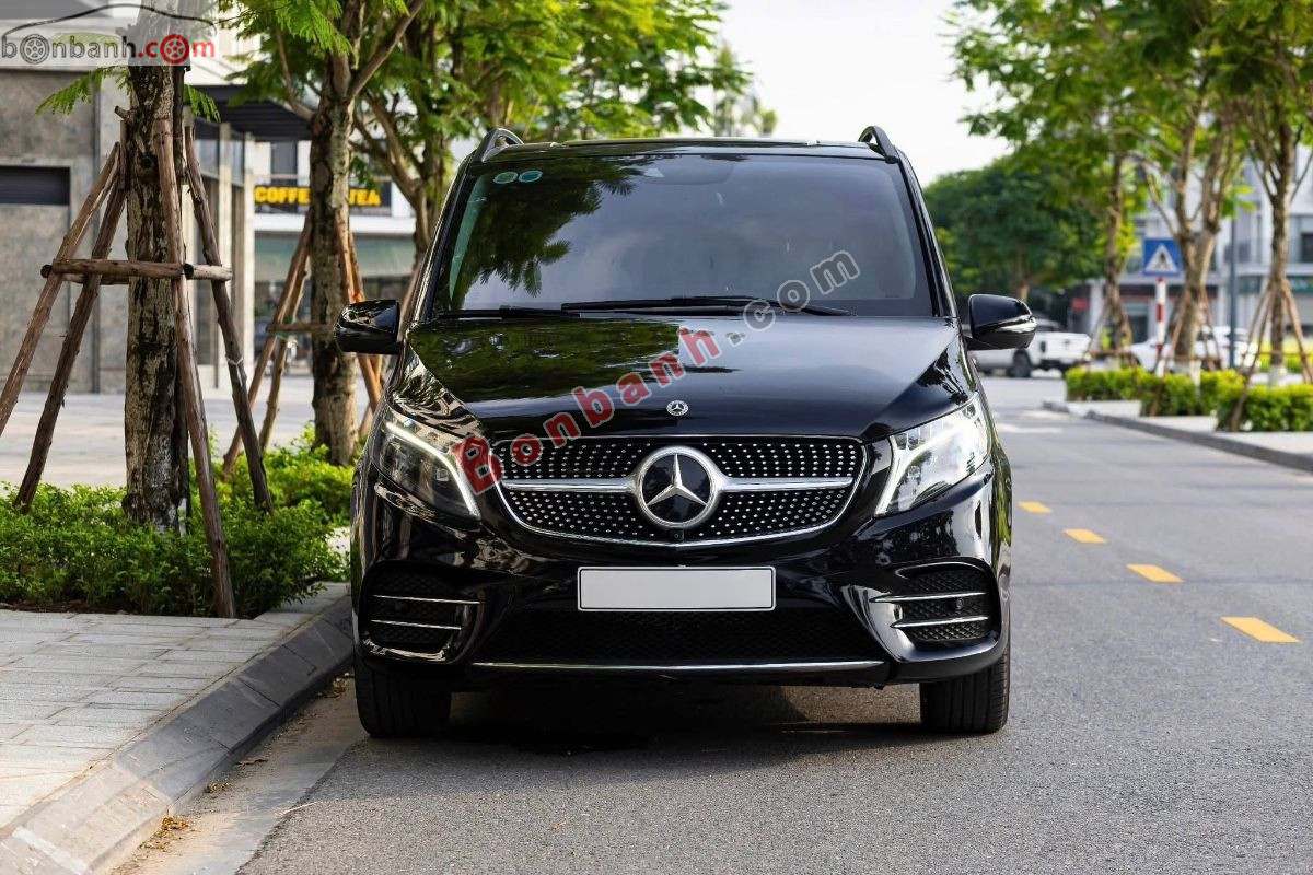 Mercedes Benz V class V250 AMG 2023 - 2 Tỷ 199 Triệu