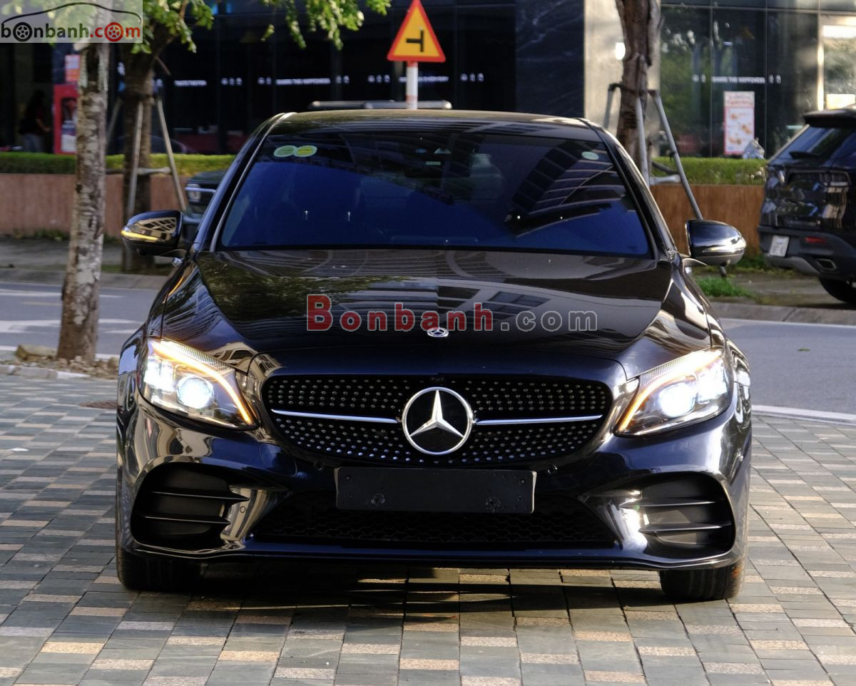 Mercedes Benz C class C300 AMG 2020 - 1 Tỷ 39 Triệu