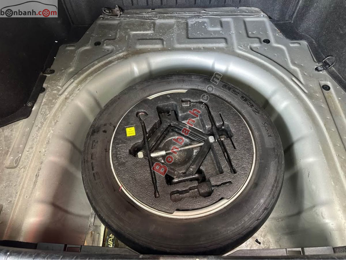 Hyundai Avante 1.6 AT 2013 - 215 Triệu 10