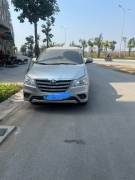 Bán xe Toyota Innova 2015 2.0E giá 300 Triệu - Hà Nội
