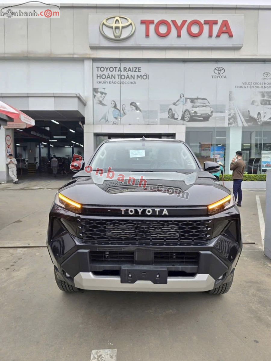Toyota Hilux Pro 2.8L 4x2 AT 2026 - 690 Triệu 3