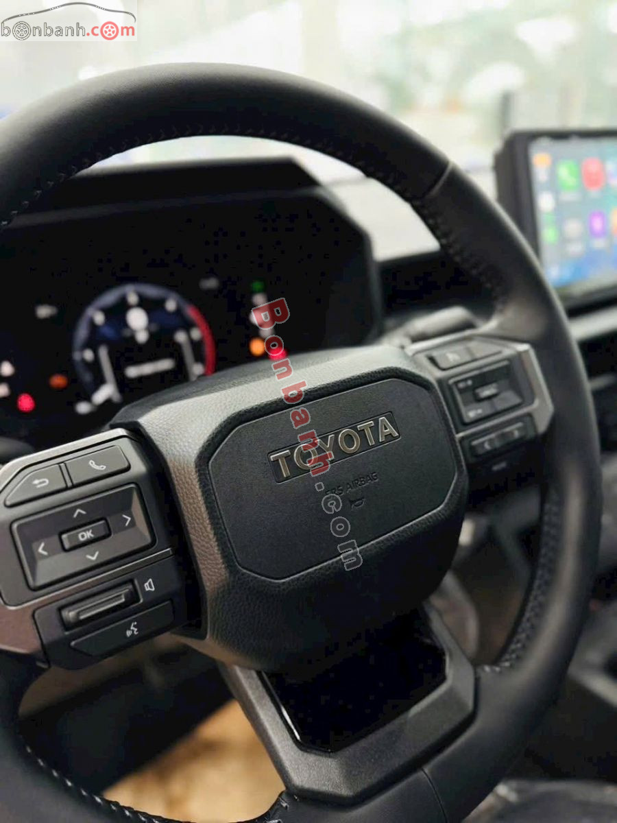 Toyota Hilux Pro 2.8L 4x2 AT 2026 - 690 Triệu 7