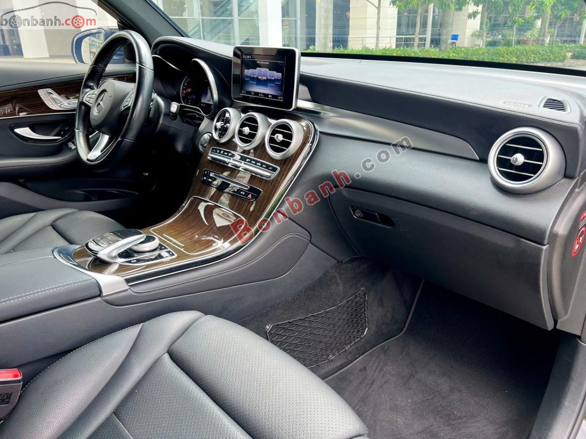 Mercedes Benz GLC 200 2020 - 898 Triệu 9