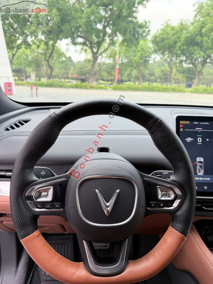 VinFast VF9 Plus 7S 2023 - 930 Triệu 9