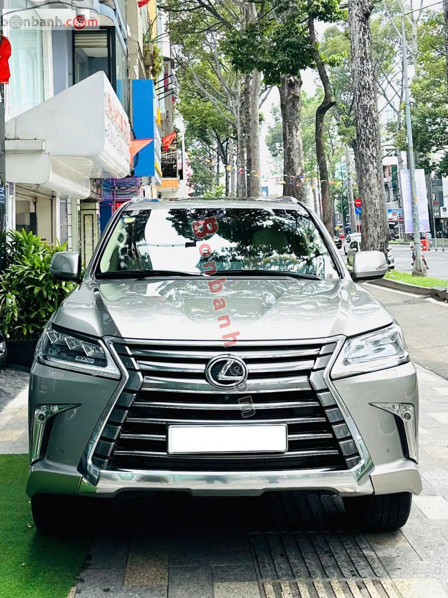 Lexus LX 570 2016 - 5 Tỷ 200 Triệu