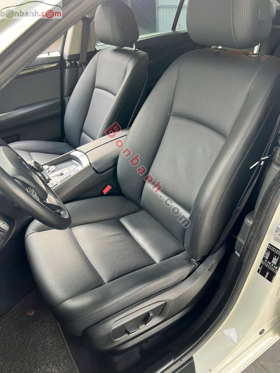 BMW 5 Series 528i GT 2017 - 695 Triệu 9
